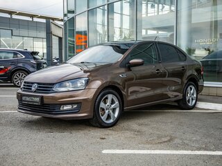 2016 Volkswagen Polo V Рестайлинг, коричневый, 1198000 рублей, вид 3