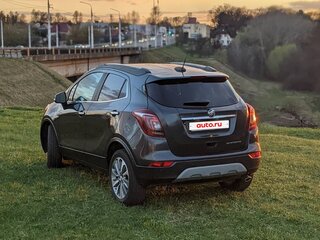 2018 Buick Encore I Рестайлинг, серый, 1000000 рублей, вид 5