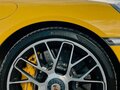 2015 Porsche 911 Turbo S VII (991), жёлтый, 14000000 рублей - вид 9