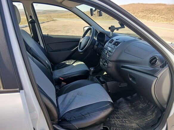 2023 Lada (ВАЗ) Granta Cross Euro-2 I Рестайлинг, белый, 950000 рублей - вид 4