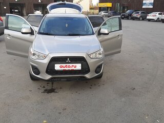 2014 Mitsubishi ASX I Рестайлинг, серебристый, 980000 рублей, вид 4