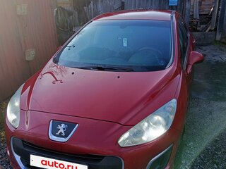 2011 Peugeot 308 I Рестайлинг, красный, 350000 рублей, вид 2