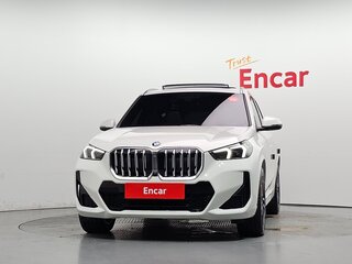 2023 BMW X1 18d sDrive III (U11/U12), белый, 4680000 рублей, вид 3