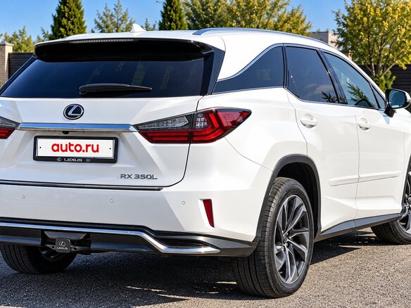 2019 Lexus RX 350L IV Рестайлинг, белый, 4400000 рублей - вид 1
