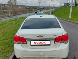 2012 Chevrolet Cruze I, белый, 900000 рублей, вид 3