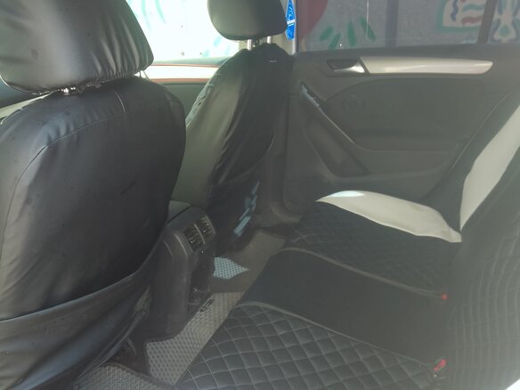 2011 Volkswagen Golf VI, белый, 650001 рублей - вид 13