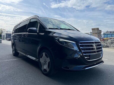2026 Mercedes-Benz V-Класс Extra Long 300 d экстра длинный III (W447) Рестайлинг 2, чёрный, 13899000 рублей, вид 1