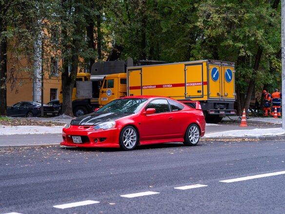 2003 Honda Integra IV, красный, 780000 рублей