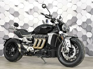 2021 Triumph Rocket 3, чёрный, 1699000 рублей, вид 1
