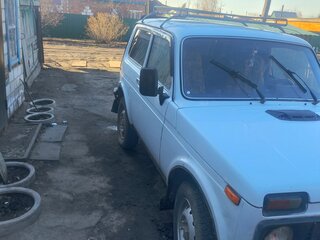 2003 Lada (ВАЗ) 2121 (4x4) I Рестайлинг, белый, 350000 рублей, вид 3