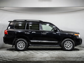 2013 Toyota Land Cruiser 200 Series Рестайлинг 1, чёрный, 2499000 рублей, вид 4