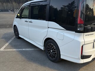 2015 Honda Stepwgn Spada V, белый, 1720000 рублей, вид 2