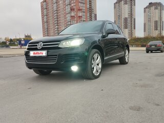 2012 Volkswagen Touareg II, чёрный, 1700000 рублей, вид 2