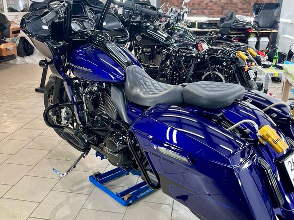 2019 Harley-Davidson Road Glide Special, синий, 3800000 рублей - вид 8