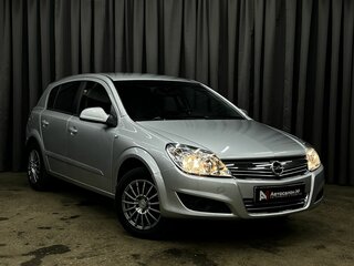 2010 Opel Astra H Рестайлинг, серебристый, 579900 рублей, вид 3