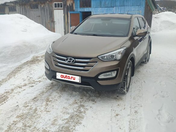 2013 Hyundai Santa Fe III, золотистый, 1630000 рублей - вид 2