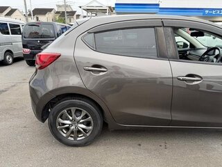 2019 Mazda Demio IV (DJ), коричневый, 904084 рублей, вид 3