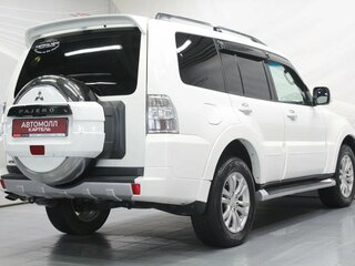 2011 Mitsubishi Pajero IV Рестайлинг 1, белый, 1529000 рублей, вид 5