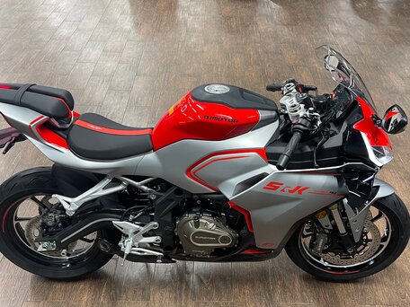 2026 QJMotor SRK 421 RR, красный, 629000 рублей, вид 5