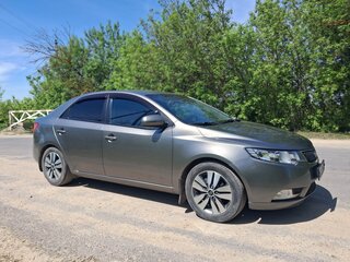 2012 Kia Cerato 6-speed II, серебристый, 1100000 рублей, вид 5