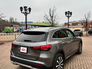 2020 Mercedes-Benz GLA 250 II (H247), серебристый, 2900000 рублей, вид 3