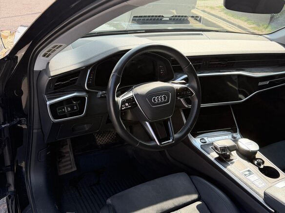 2021 Audi A6 45 TFSI V (C8), чёрный, 4570000 рублей - вид 6