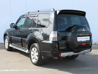 2014 Mitsubishi Pajero IV Рестайлинг 1, чёрный, 2020000 рублей, вид 5