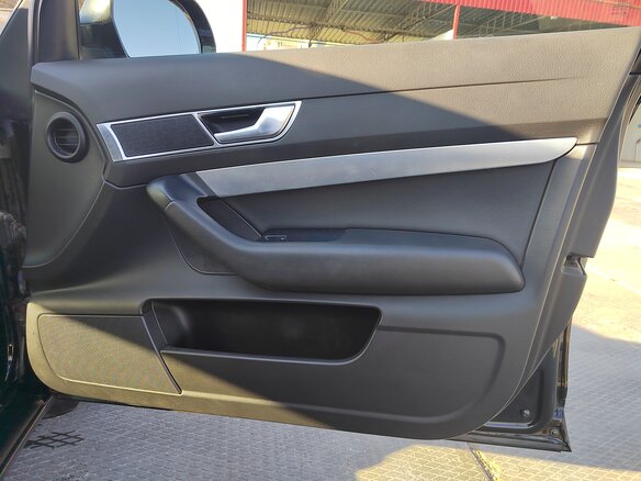 2010 Audi A6 III (C6) Рестайлинг, чёрный, 1150000 рублей - вид 15