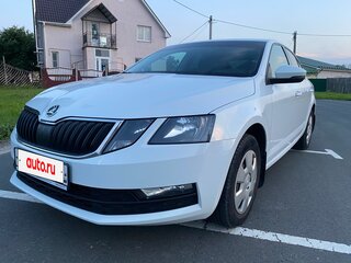 2018 Skoda Octavia III (A7) Рестайлинг, белый, 1420000 рублей, вид 3