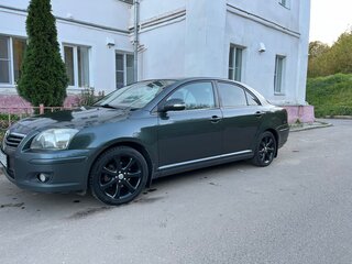 2006 Toyota Avensis II Рестайлинг, зелёный, 950000 рублей, вид 2