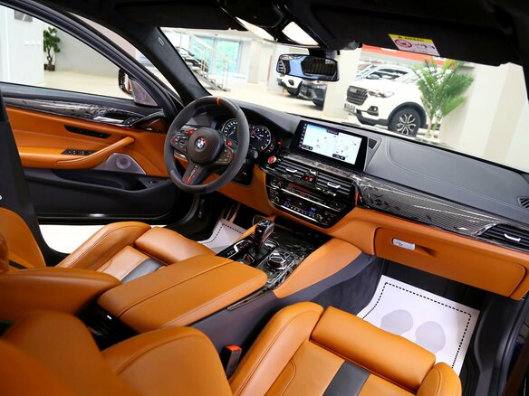 2019 BMW M5 Competition VI (F90), чёрный, 8990000 рублей - вид 4