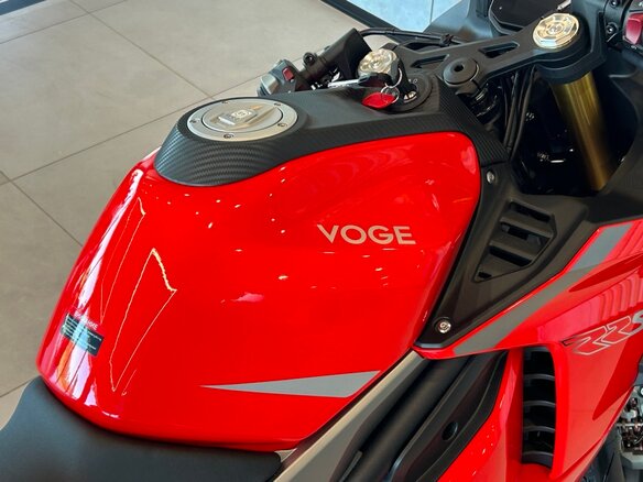 2026 Voge 525RR, красный, 577000 рублей - вид 19