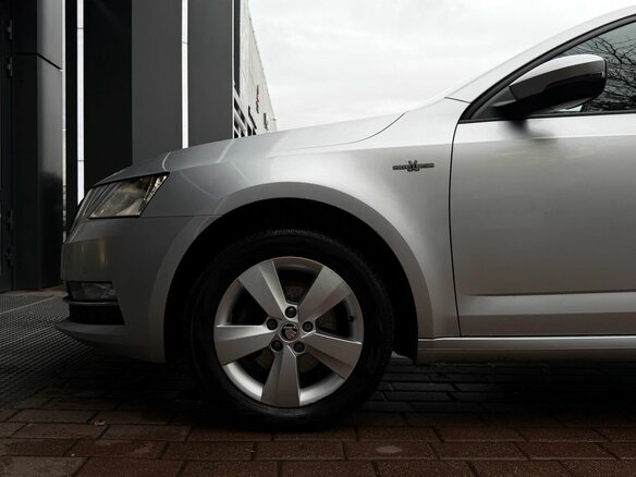 2019 Skoda Octavia III (A7) Рестайлинг, серебристый, 2039900 рублей - вид 8