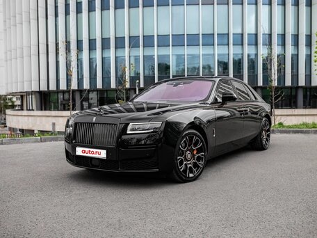 2023 Rolls-Royce Ghost Black Badge II (Series I), чёрный, 33500000 рублей, вид 3
