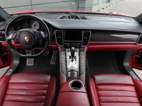 2013 Porsche Panamera GTS I Рестайлинг, красный - вид 13