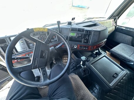 1995 Volvo FH, белый, 1090000 рублей, вид 5