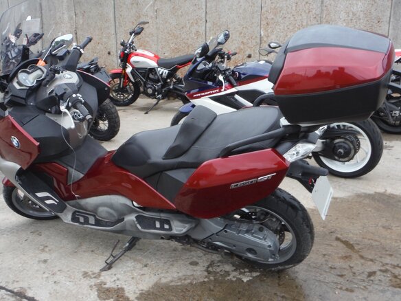 2013 BMW C 650 GT, пурпурный, 555000 рублей - вид 10