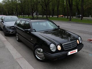 1999 Mercedes-Benz E-Класс 240 II (W210, S210), чёрный, 500000 рублей, вид 5