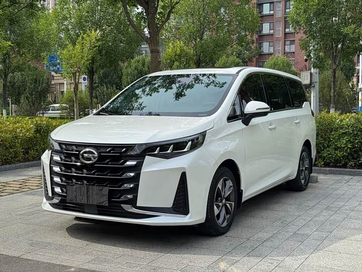 Открыть фотографии: GAC Trumpchi M6 Pro