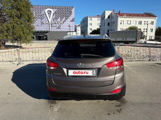 2013 Hyundai ix35 I, коричневый, 1250000 рублей, вид 4