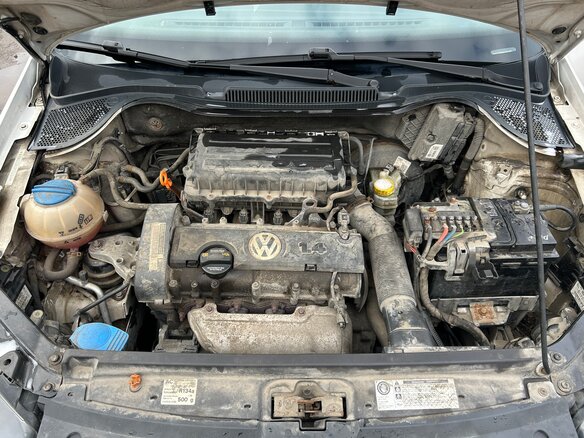 2011 Volkswagen Polo V, белый, 600000 рублей - вид 9