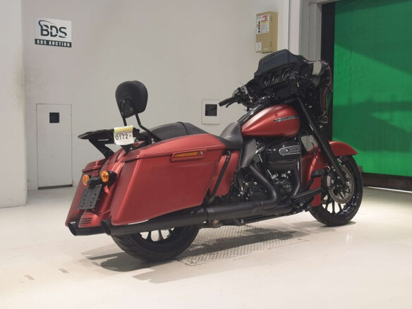 2019 Harley-Davidson Street Glide, красный, 1900000 рублей - вид 4