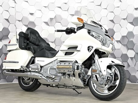 2005 Honda GL 1800 Gold Wing, белый, 1099000 рублей, вид 1