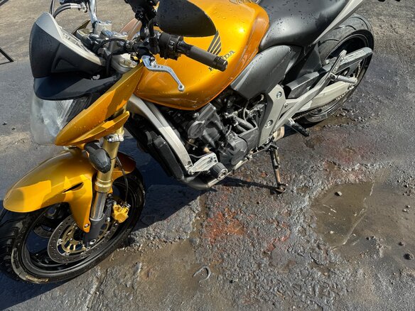 2007 Honda CB 600F Hornet, золотистый, 415000 рублей