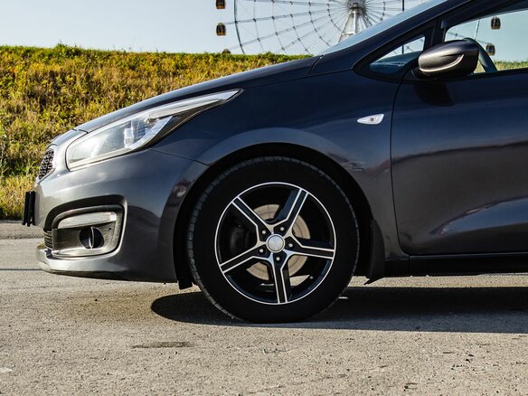 2016 Kia Ceed II Рестайлинг, серый, 1030000 рублей - вид 8