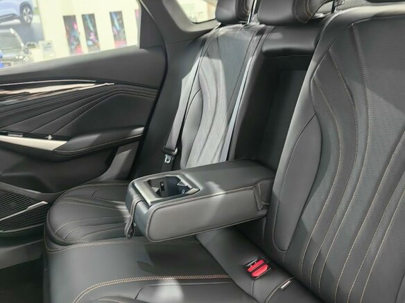 2026 Geely Preface I, белый, 3434990 рублей - вид 16
