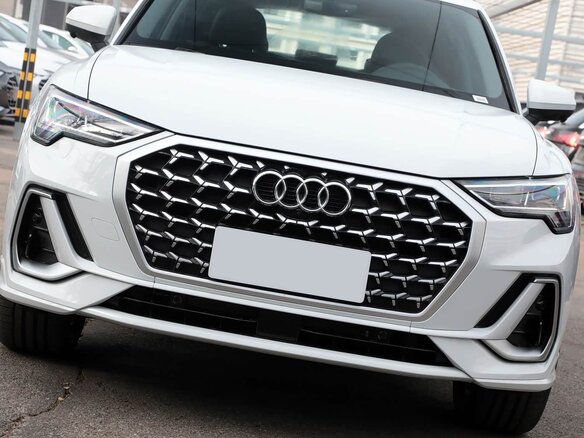 2026 Audi Q3 TFSI III (FJ), серый, 3900000 рублей - вид 19