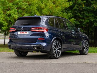 2022 BMW X5 40d IV (G05/G18), синий, 9790000 рублей, вид 4