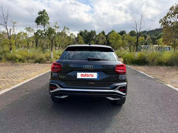 2022 Audi Q2 L 35 TFSI I Рестайлинг, чёрный, 1690095 рублей - вид 4