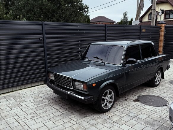 2010 Lada (ВАЗ) 2107, серый, 235000 рублей